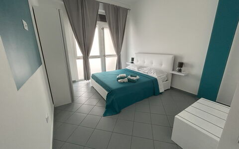 Case Martorelli - Belvedere Marittimo: Meubles, Sol, Sol, Design Intérieur, Pièce, Chambre, Lit, Appartement, Chaise, Literie