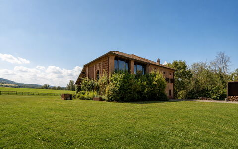 Villa Poggio Zucchino, Pool, Wellness, Piacenza: Herbe, Maison, Prairie, Zone Rurale, Plaine, Lot Terre, Paysage, Chalet, Domicile