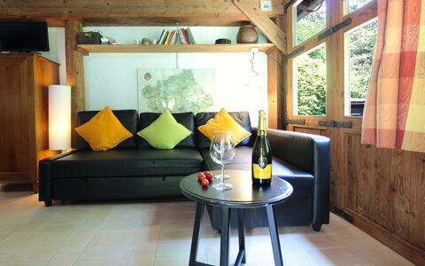 Chalet Fagarè, Pool, Sauna, Prosecco Hills: Meubles, Design Intérieur, Sol, Bois, Sol, Plafond, Canapé, Pièce, Éclairage, Salon