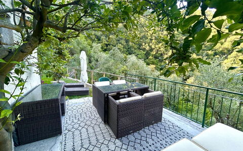 Manuela: Meubles, Mobilier De Jardin, Chaise, Tableau De Plein Air, Ombre, Clôture, Jardin, Balcon, Table Basse, Arrière-Cour