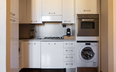 Cuore Di Firenze Apartment: Appareil De Cuisine, Cuisine, Principaux Appliance, Comptoir, Cabinetry, Électroménager, Cuisinière, Le Fourneau, Sol, Design Intérieur