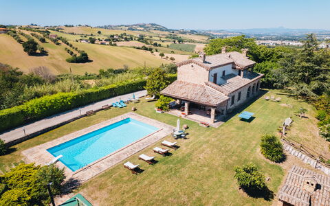 Villa Incanto: Piscine, Biens, Ferme, Loisir, Hacienda, Villa, Arrière-Cour, Manoir