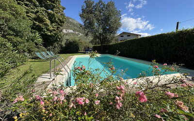 Allo Scoiattolo: Arbuste, Piscine, Jardin, Aménagement Paysager, Arrière-Cour, Cour, Hacienda, Ferme, Eco Hôtel