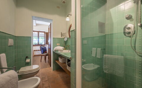 Aqua Bio Retreat: Design Intérieur, Sol, Luminaire Plomberie, Plafond, Sol, Lavabo, Robinet, Salle De Bains, Éclairage, Meubles