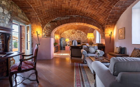 Il Gabbro, Luxury Experience: Meubles, Mur, Design Intérieur, Sol, Plafond, Canapé, Chaise, Table, Sol, Salon