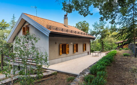Casa Gibel: Bâtiment, Bois, Maison, Domicile, Toit, Chalet, Architecture, Zone Rurale, Porte, Ferme