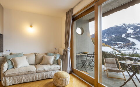 Baita Bucaneve: Design Intérieur, Meubles, Pièce, Plafond, Sol, Sol, Chaise, Salon, Canapé, Dur
