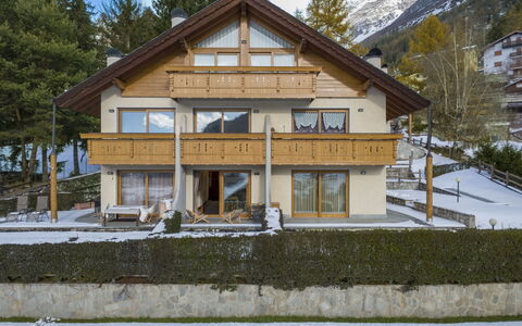 Baita Bucaneve: Domicile, Architecture, Chalet, Siding, Appartement, Gelé, Biens, L'Hiver, Balcon, Neige