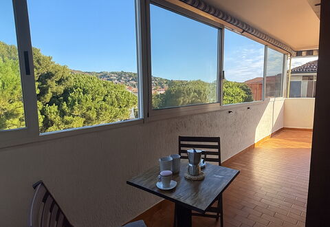 La Casa di Viviana Terrace, Close to the Beach: Meubles, Sol, Dur, Tache De Bois, Chaise, Balcon, Parquet, Eco Hôtel, Daylighting, Plate-Forme