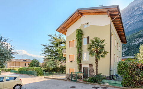 Ca dei Noni: Zone Résidentielle, Domicile, Établissements Humains, Appartement, Balcon, Banlieue, Villa