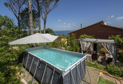 La Torre sul Ponte, Seaview, Garden: Piscine, Composite, Ombre, Loisir, Recours, Eco Hôtel, Mobilier De Jardin, Arrière-Cour, Plante D'Appartement