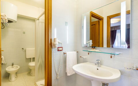 Alghero Residence, Seaside Apartments: Design Intérieur, Sol, Sol, Plafond, Meubles, Éclairage, Pièce, Chambre, Cadre, Cadre De Lit