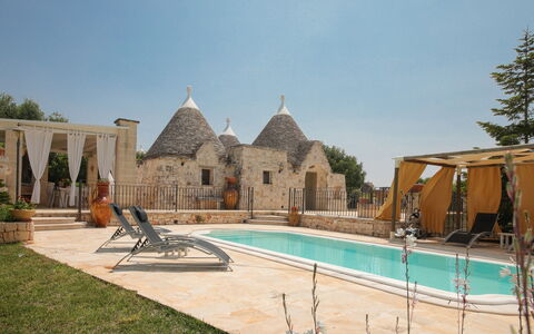 Trulli Retreat, Pool, Locorotondo: Piscine, Villa