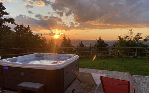 La Casa nel Bosco: Crépuscule, Soirée, Piscine, Lever Du Soleil, Recours, Le Coucher Du Soleil, Jacuzzi, Eco Hôtel