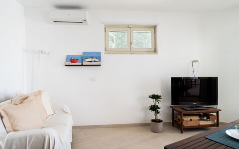 Il Respiro del Mare: Meubles, Design Intérieur, Mur, Sol, Sol, Bois, Pièce, Canapé, Plafond, Salon