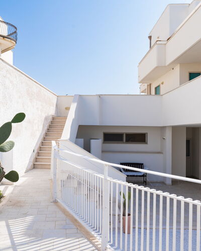 Il Respiro del Mare: Balcon, Domicile, Appartement, Balustrade, Escaliers, Balustre, Biens, Daylighting, Plâtre, Villa