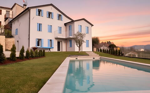 Villa Dolce Bacio, Pool and Spa, Valdobbiadene: Bleu, Piscine, Domicile, Zone Résidentielle, Maison, Biens, Villa, Balcon, Loisir, Pelouse