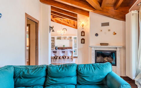 Dervio 623: Meubles, Design Intérieur, Canapé, Bois, Sol, Plafond, Sol, Pièce, Salon, Domicile