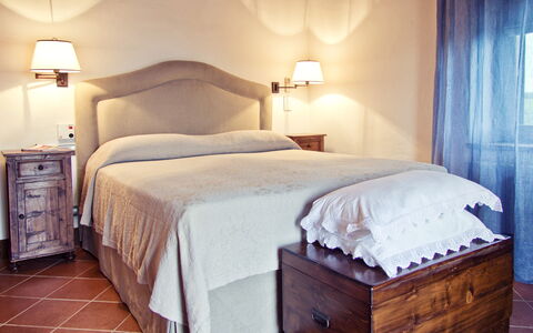 Selvamica: Meubles, Lit, Design Intérieur, Chambre, Sol, Literie, Sol, Drap De Lit, Bois, Pièce