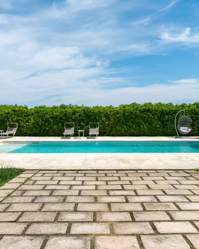 Masseria Ficalindia: Bleu, Piscine, Jardin, Composite, Mobilier De Jardin, Loisir, Recours, Aménagement Paysager, Ombre, Caractéristique De L'Eau
