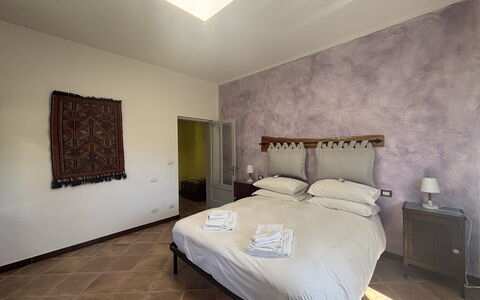 Apartment, Garden, Beigua Unesco Global Geopark: Lit, Design Intérieur, Chambre, Meubles, Drap De Lit, Literie, Sol, Sol, Plafond, Pièce