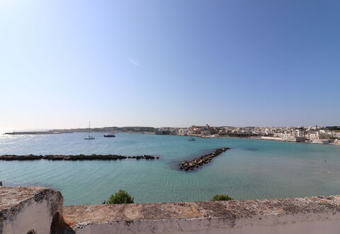 Giulia: Ciel, Ressources En Eau, Bleu, L'Eau, Plan D'Eau, Voie Navigable, Mer, Horizon, Côte, Cotiers Et Relief Océaniques