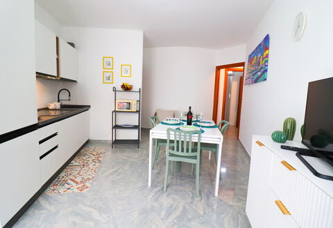 Casa Kalès Otranto – Holiday Home 4 Guests – Ac, W: Sol, Design Intérieur, Bois, Meubles, Sol, Cuisine, Pièce, Comptoir, Principaux Appliance, Appartement