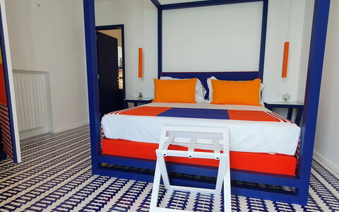Casa Blue Dream: Design Intérieur, Meubles, Chaise, Chambre, Lit, Literie, Hôtel