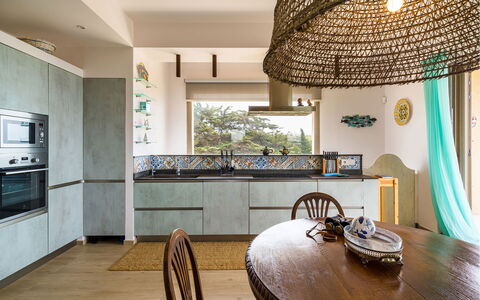 Casa Gentile: Meubles, Design Intérieur, Sol, Bois, Sol, Cuisine, Plafond, Luminaire, Domicile, Pièce