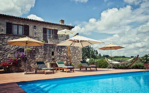 Villa Selvamica: Piscine, Recours, Mobilier De Jardin, Balancelle, Biens, Villa, Eco Hôtel, Parapluie, Ferme, Aménagement Paysager