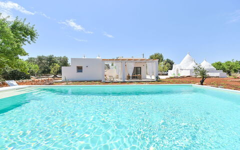 Trulli Fontana: Ombre, Dôme, Piscine, Dôme