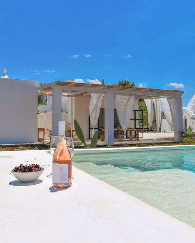 Trulli Fontana: Structure En Plein Air, Villa, Piscine