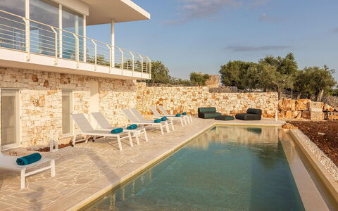 Villa Panita: Piscine, Biens, Recours, Mobilier De Jardin, Villa, Balancelle, Ville Resort, Hôtel