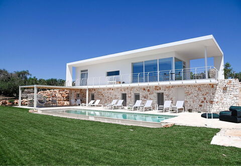 Villa Panita: Domicile, Biens, Porte, Piscine, Villa, Ferme, Ombre, Manoir, Aménagement Paysager, Recours