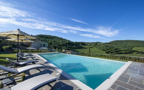 Villa Serena: Montagnes Relief, Montagne, Colline, Montagnes, Chaîne De Montagnes, Station De Montagne, Piscine, Crête, Vallée, Alpes