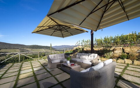 Villa Serena: Mobilier De Jardin, Meubles, Chaise, Parapluie, Tableau De Plein Air, Ombre, Dalle, Eco Hôtel, Jardin, Patio