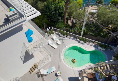 Villa del Cantone: Piscine, Recours, Mobilier De Jardin, Composite, Eco Hôtel, Biens, Loisir, Ombre, Villa, Thermes