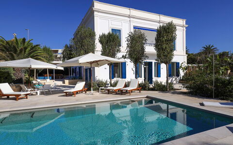 Casa Leuca: Bleu, Piscine, Recours, Biens, Villa, Ombre, Parapluie, Hôtel, Manoir