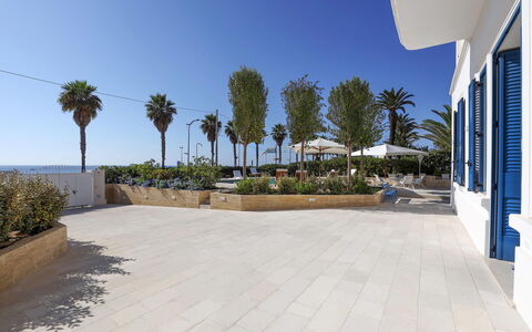 Casa Leuca: Ombre, Mobilier De Jardin, Recours, Mer, Chaise, Hôtel, Eco Hôtel, Parapluie, Station Balnéaire