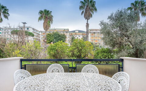Casa Lucio: Chaise, Balcon, Ombre, Eco Hôtel, Recours, Mobilier De Jardin, Villa, Hôtel, Table Cuisine Et Salle A Manger