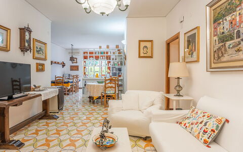 Casa Lucio: Design Intérieur, Sol, Meubles, Sol, Salon, Plafond, Pièce, Canapé, Appartement, Éclairage