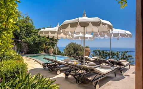 Villa San Giacomo: Mobilier De Jardin, Parapluie, Recours, Piscine, Meubles, Ombre, Balancelle, Eco Hôtel, Mer