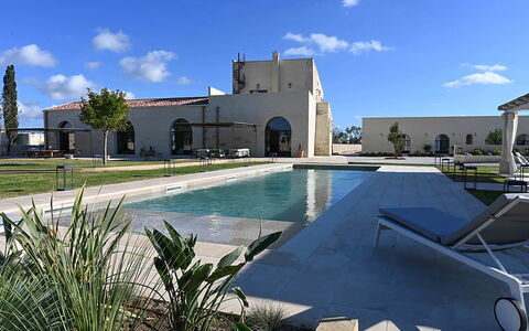 Masseria Loyola: Biens, Aménagement Paysager, Hacienda, Jardin, Béton, Villa, Cour, Ombre, Cour, Manoir