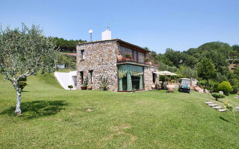 The Sea Farmhouse: Lot Terre, Jardin, Ferme, Chalet, Pelouse, Biens, Aménagement Paysager, Cour, Arrière-Cour, Villa