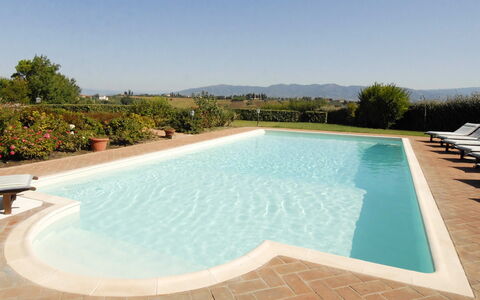 Villa Michelangelo: Piscine, Composite, Recours, Caractéristique De L'Eau, Hacienda, Villa, Thermes, Eco Hôtel, Hôtel, Tuile