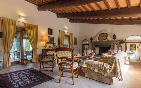 Villa Molinazzo 14: Meubles, Domicile, Maison, Éclairage, Chaise, Table, Sol, Salon, Plante D'Appartement, Pot De Fleur