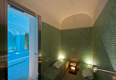 Villa Moresca: Sol, Sol, Composite, Piscine, Tuile, Plafond, Recours, Hôtel, Conception, Baignoire