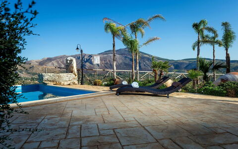 Villa Thalia: Piscine, Recours, Dalle, Composite, Mobilier De Jardin, Tuile, Eco Hôtel, Ombre, Hacienda