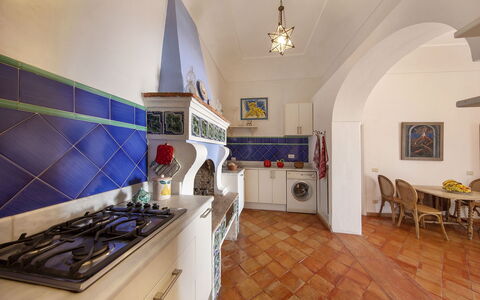 Casa Angels: Sol, Design Intérieur, Sol, Plafond, Cuisine, Tuile, Meubles, Pièce, Comptoir