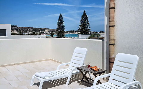 Casa Delfino: Design Intérieur, Sol, Sol, Meubles, Appartement, Chaise, Conception, Balcon, Hôtel, Salon